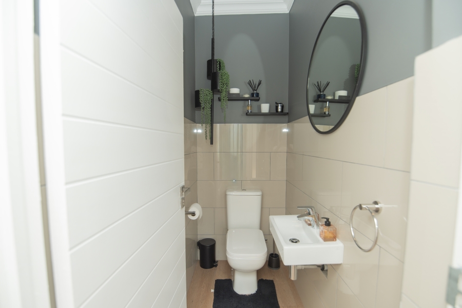 4 Bedroom Property for Sale in Kragga Kamma Eastern Cape